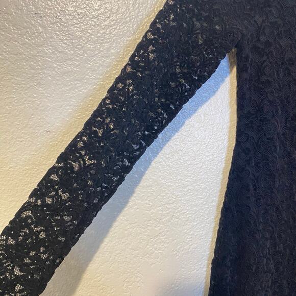 Kirious Black Velvet Burnout Off Shoulder Whimsygoth Long Sleeve Midi Dress Sz M - Picture 3 of 10